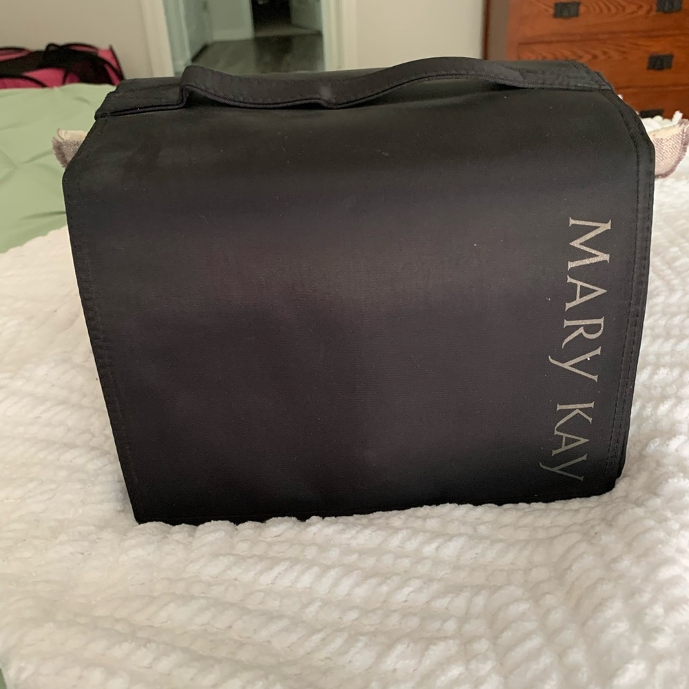 Mary Kay Elegant Black Beauty Organizer